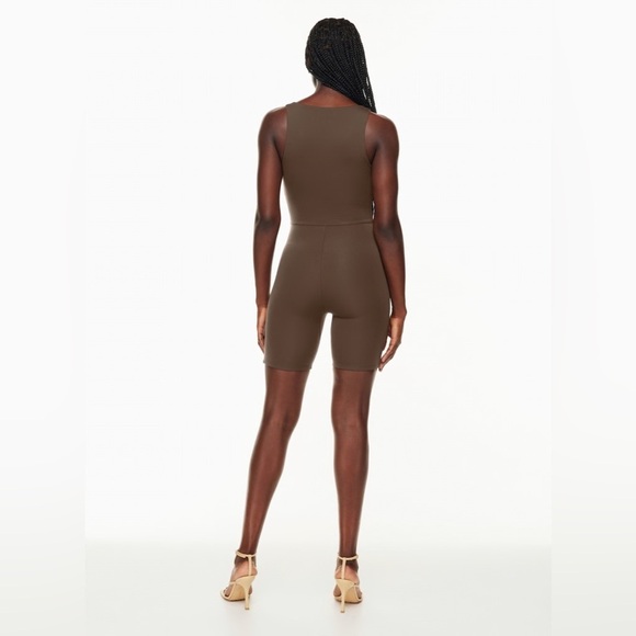 Aritzia Babaton Contour V-neck Romper Brown Size Extra Large - Picture 5 of 11
